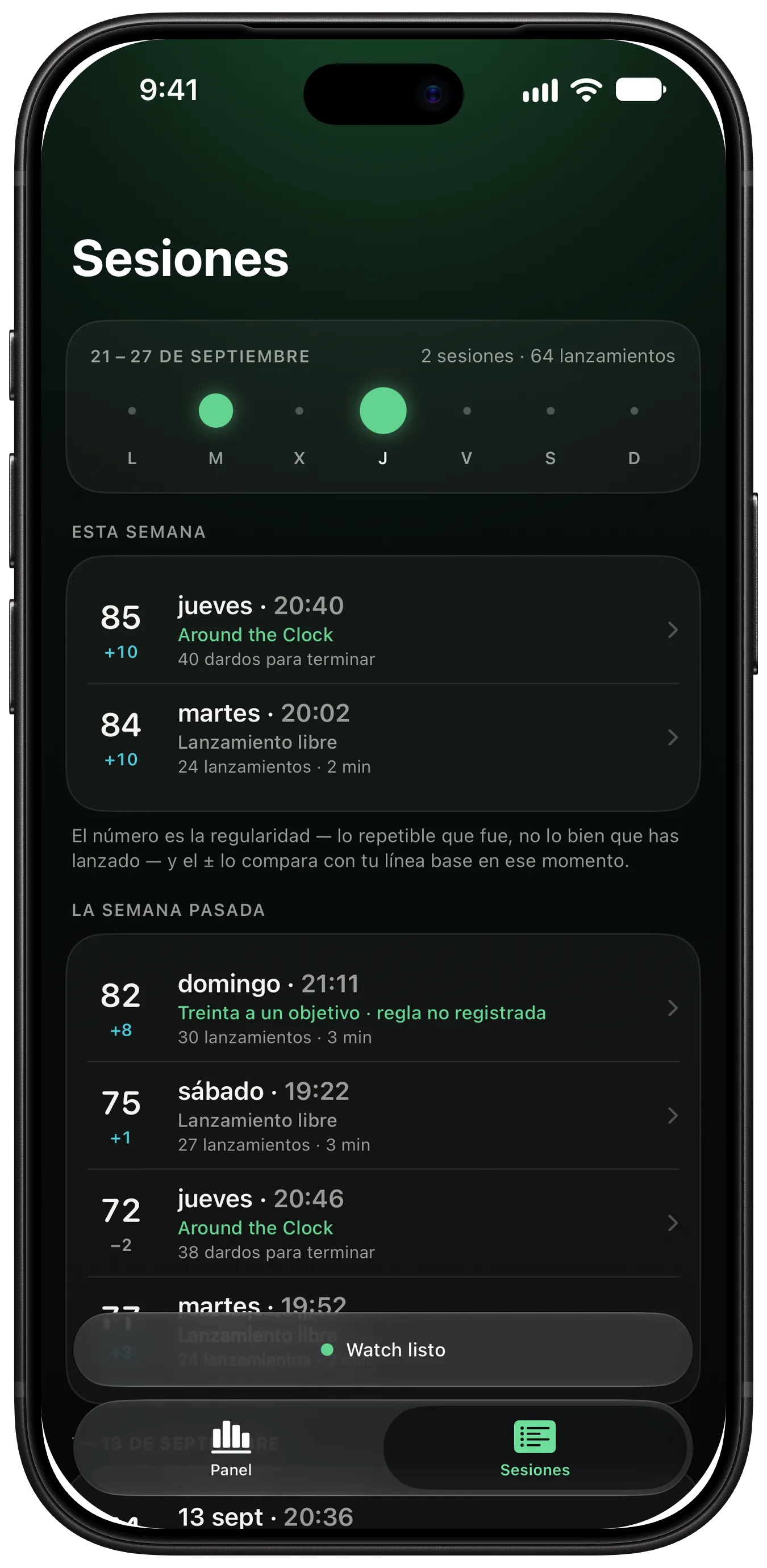 La lista de sesiones de ThrowKit en el iPhone, agrupadas por semana, con la regularidad y el ejercicio de cada sesión